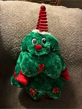 Dan Dee Plush Dancing Light Up Tree /Green and Red, 2 AA batteries.